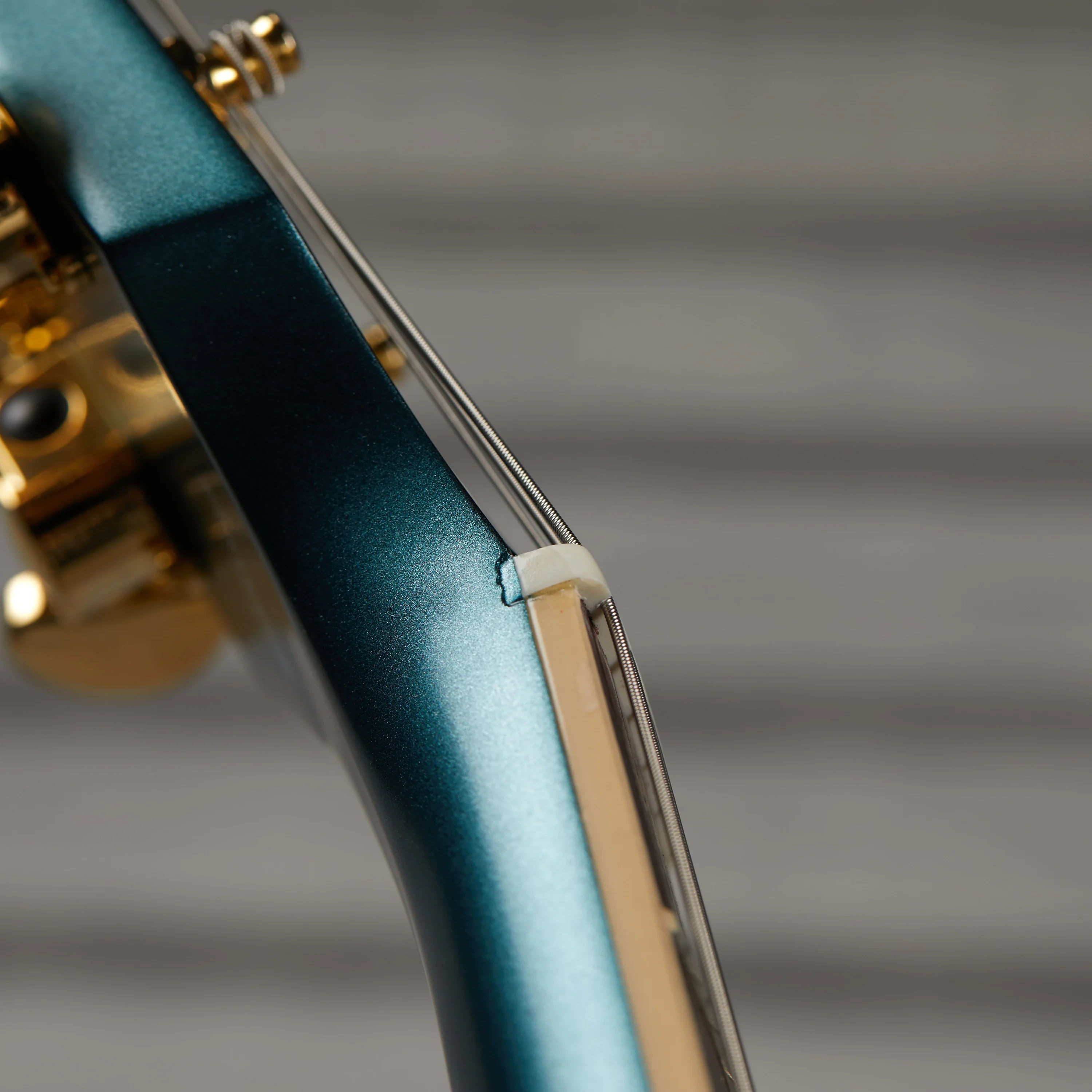 Gibson Mod™ Collection ES-335, Chill Ice Satin | Gibson Mod™ Collection - Image 6
